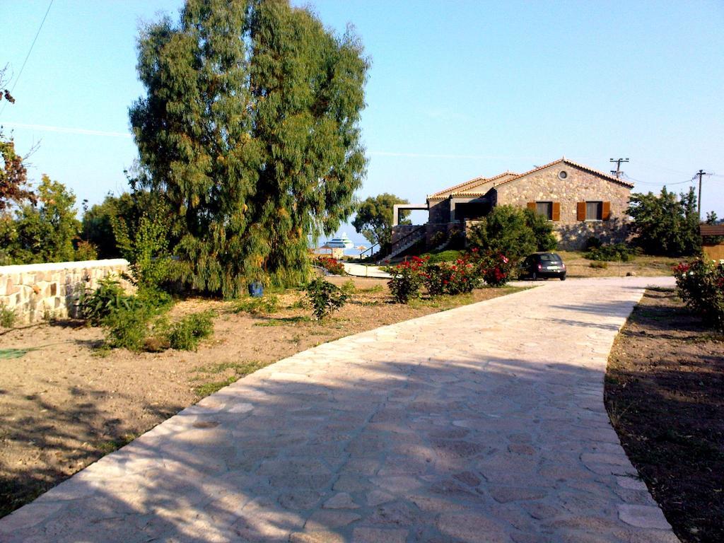 Michaela Beach Houses Митимна Екстериор снимка